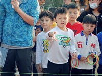 心向秋阳　收获成长　——记东沙湖小学二星（8）中队农事主题活动