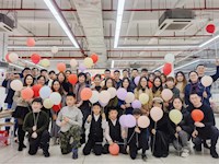 最暖“家”节　　最“牛”年味 ——记东沙湖小学留苏教师欢乐过年