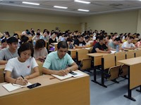 东沙湖学校初中部开展网络安全专题宣讲活动